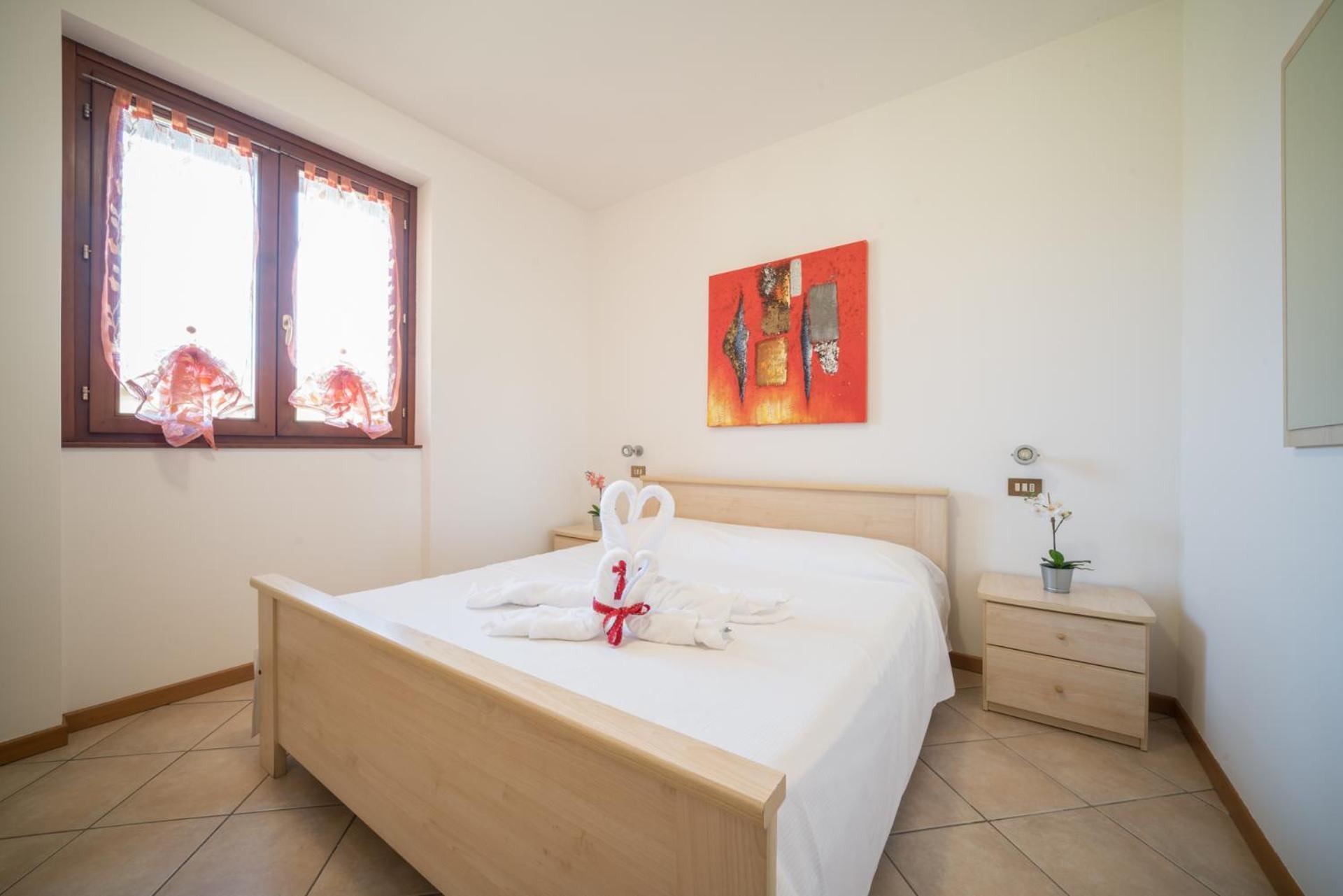 Gardappartamenti - Cascinale With Terrace Desenzano del Garda Exterior photo