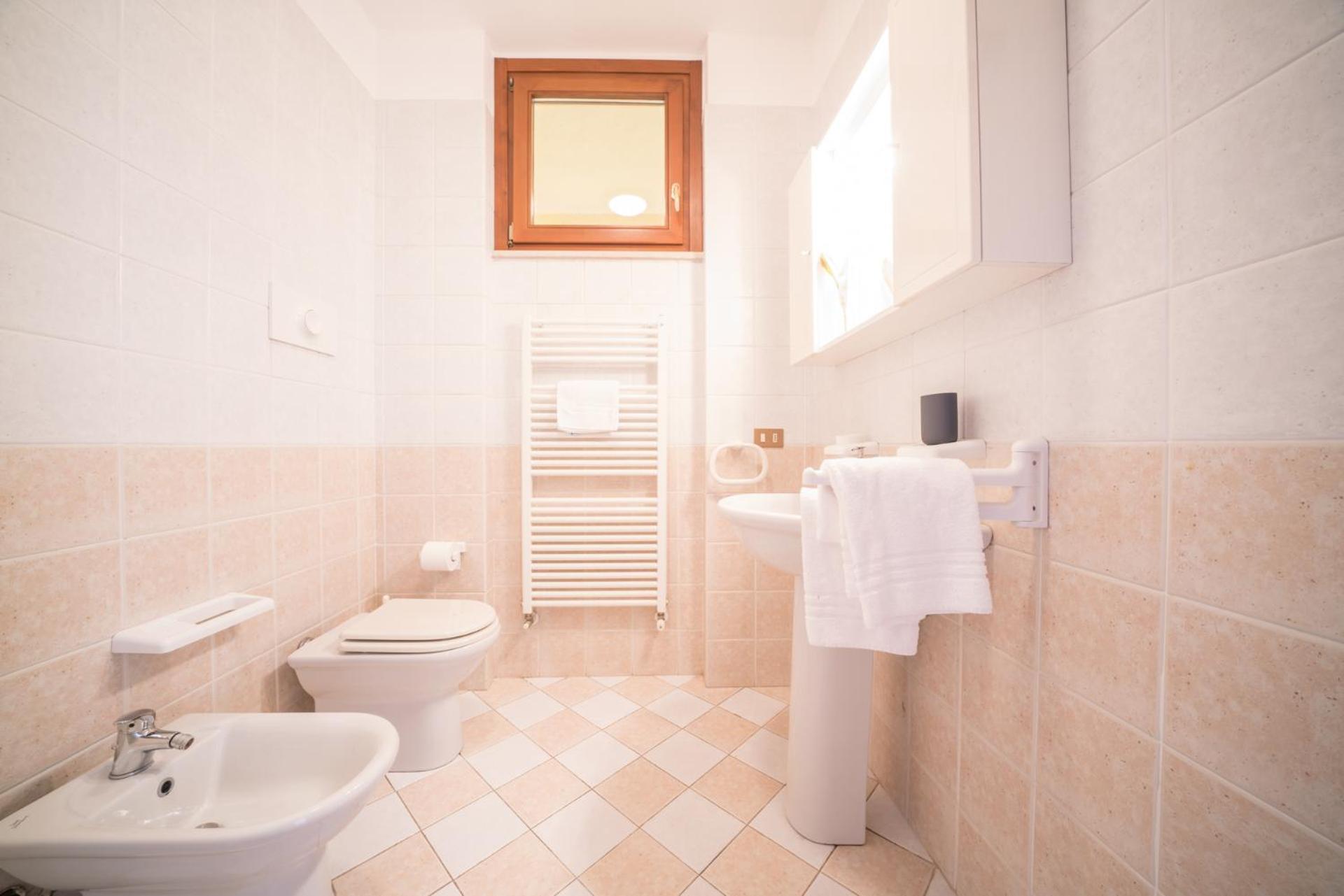 Gardappartamenti - Cascinale With Terrace Desenzano del Garda Exterior photo
